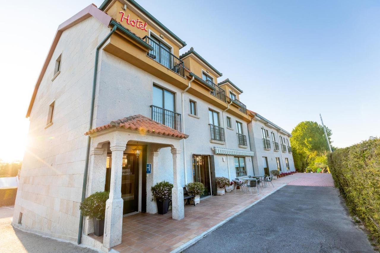 Hotel Veiganova Sanxenxo Bagian luar foto