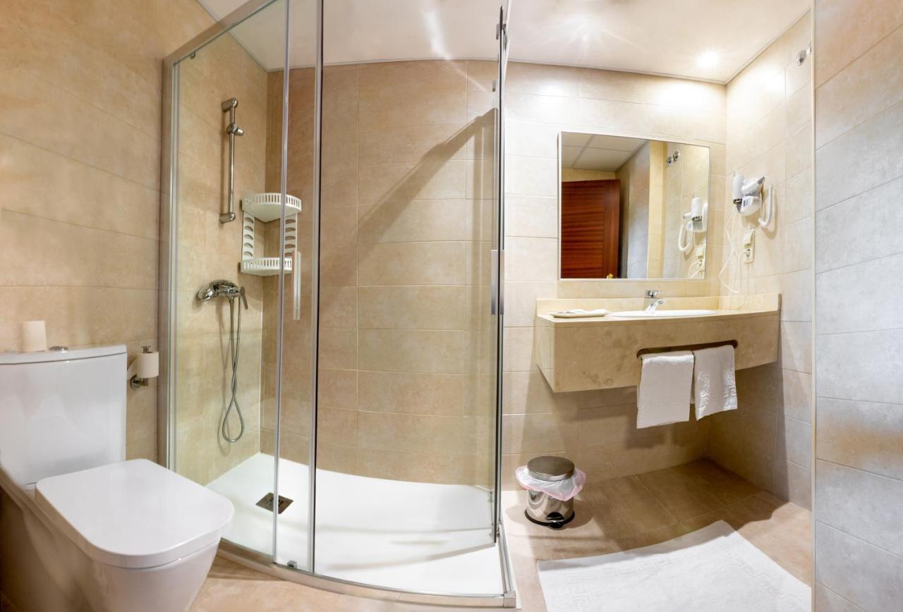 Hotel Veiganova Sanxenxo Bagian luar foto